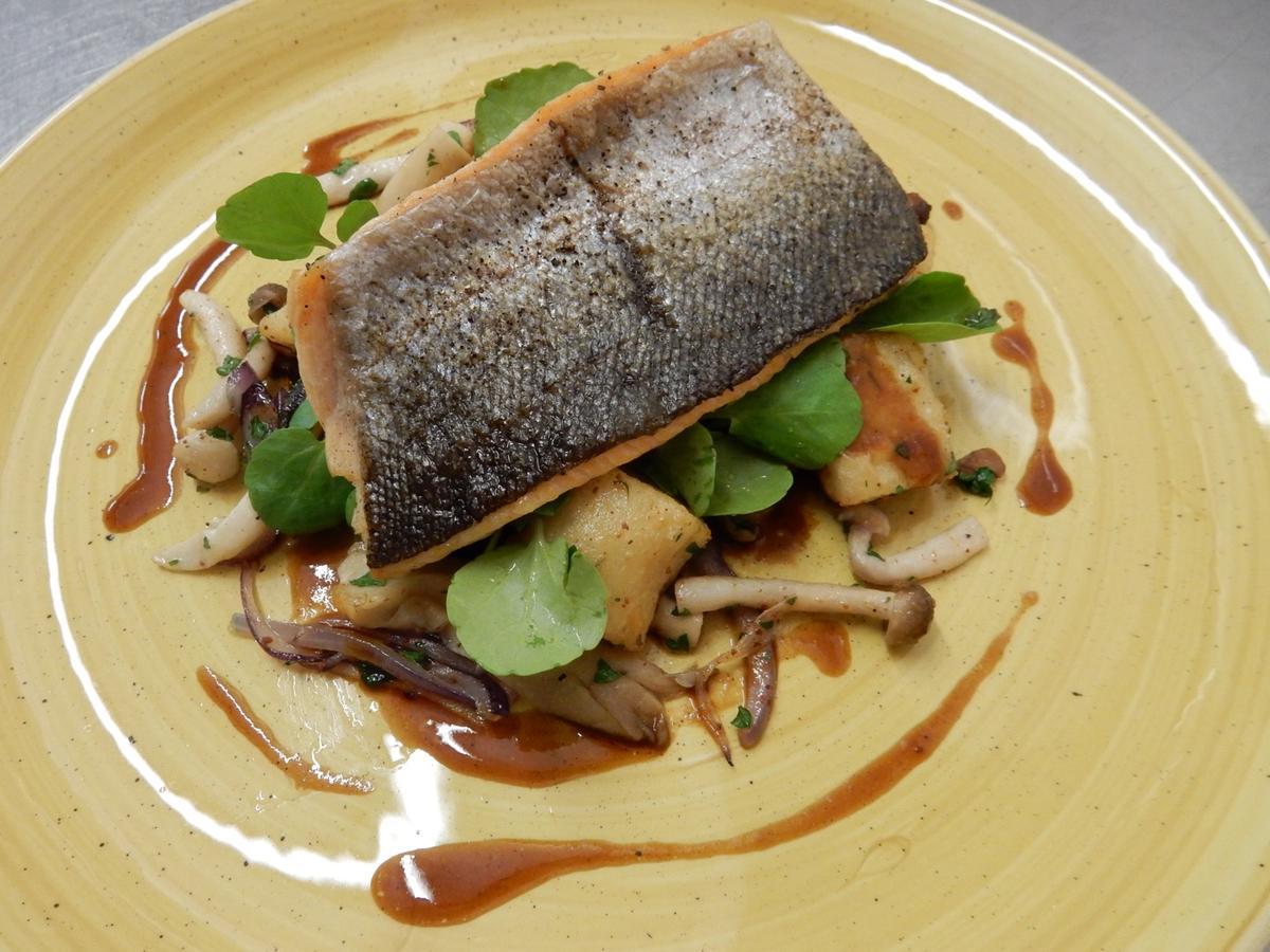 The Carpenters Arms Hotel Pensford Luaran gambar