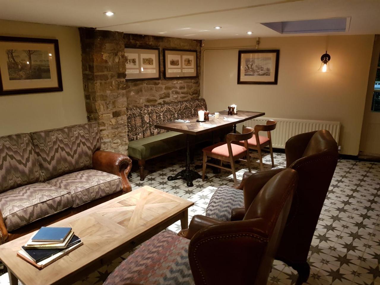 The Carpenters Arms Hotel Pensford Luaran gambar