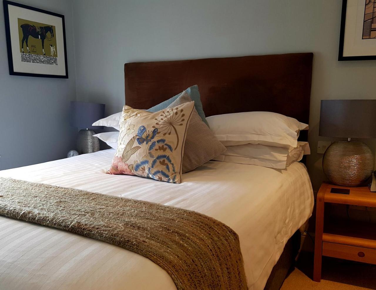 The Carpenters Arms Hotel Pensford Luaran gambar