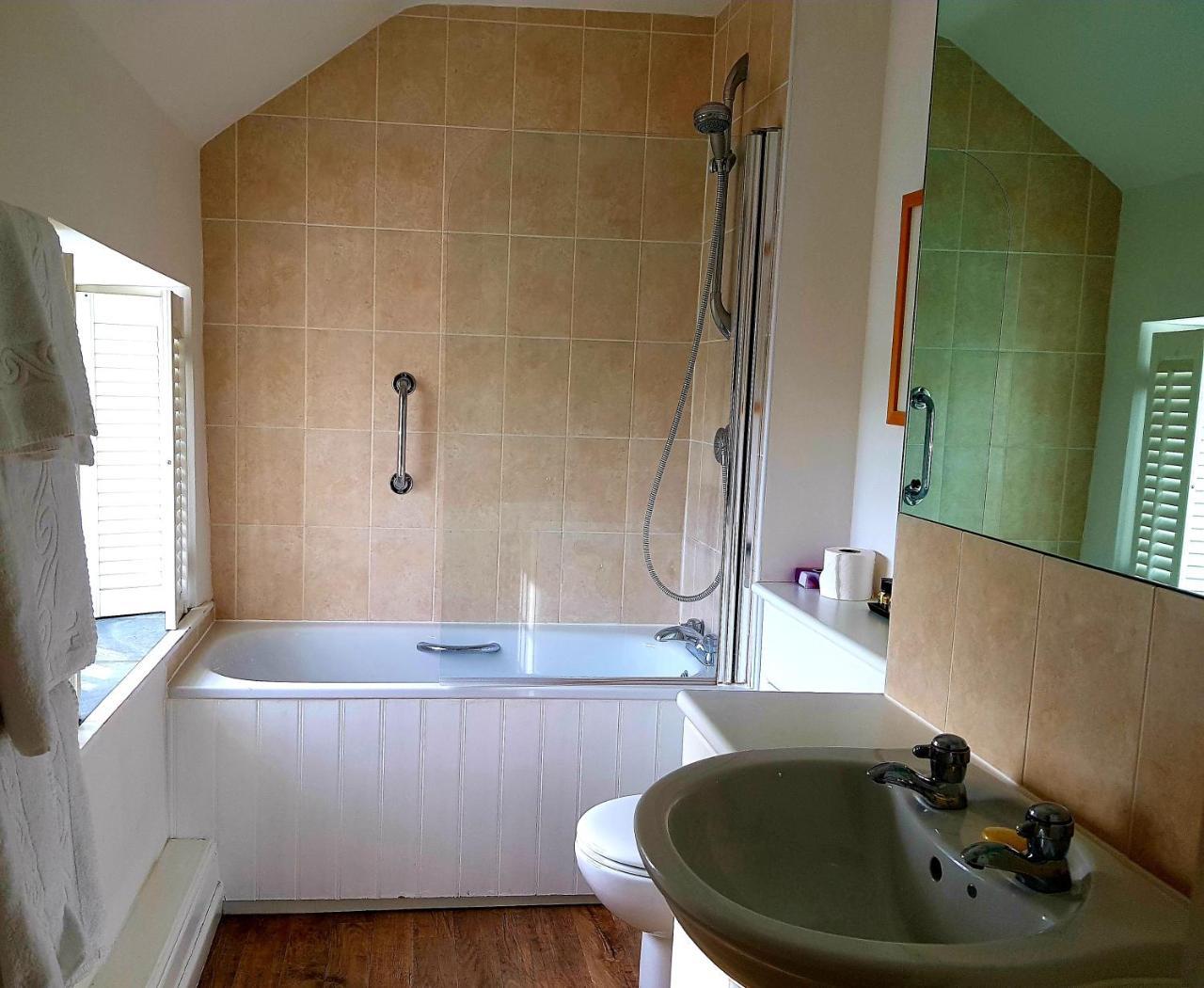 The Carpenters Arms Hotel Pensford Luaran gambar